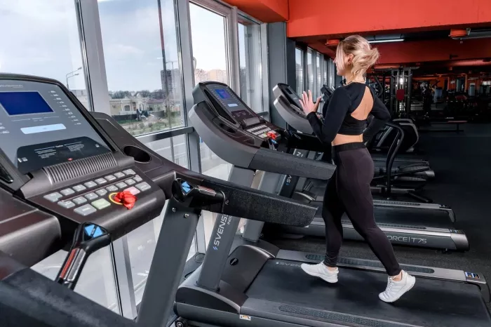 Фитнес клуб "FF GYM"