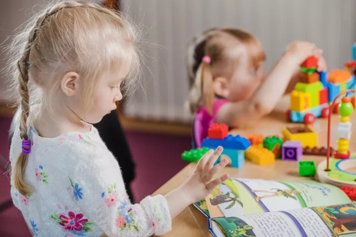 АКАДЕМИЯ AMAKIDS