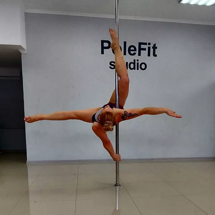 Студия танцев на пилоне «PoleFit»