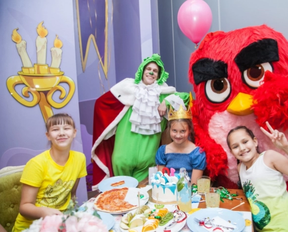 парк развлечений и отдыха Angry Birds Activity Park