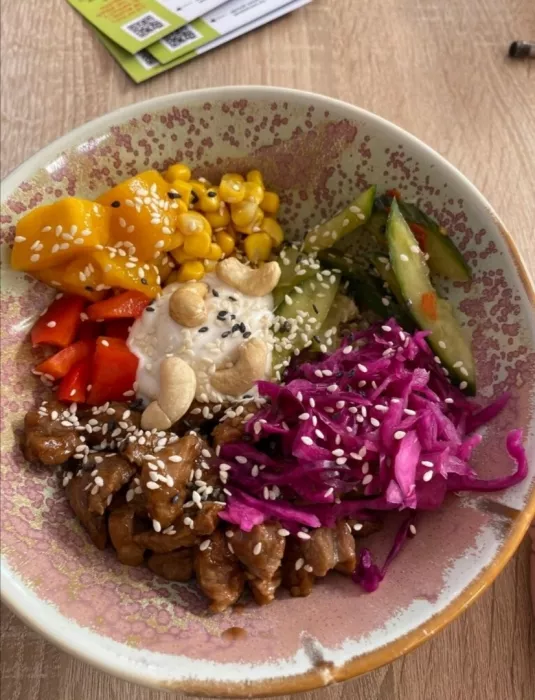 Кафе "More poke"