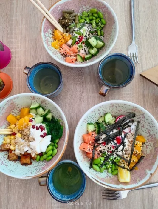 Кафе "More poke"