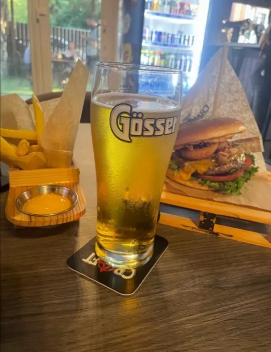 Паб "Champions sports bar"