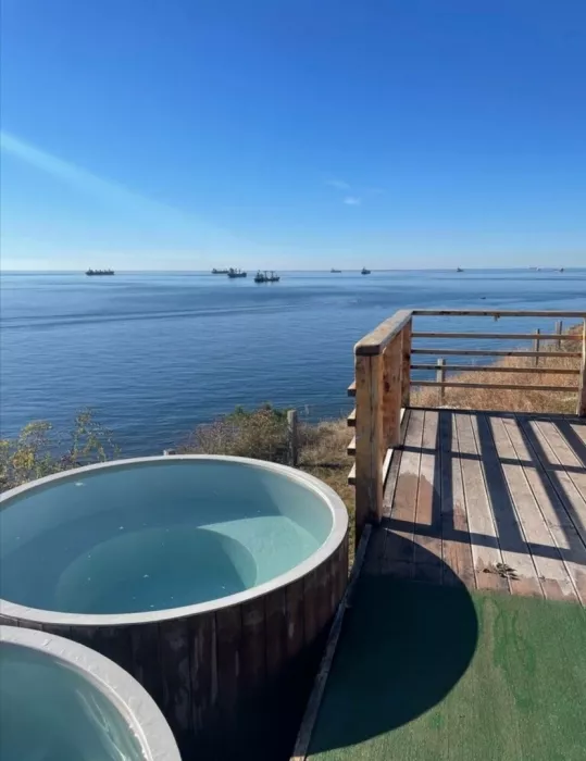 Баня на дровах с видом на море