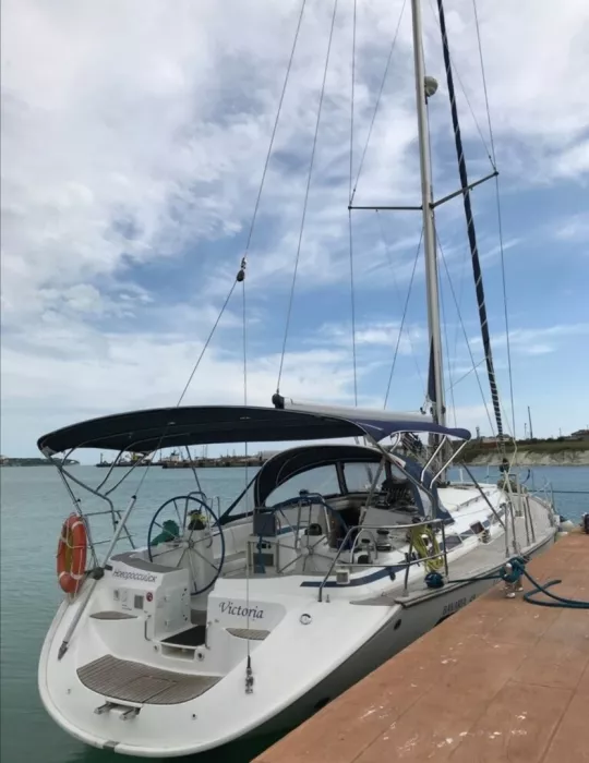 Victoria Yacht Club
