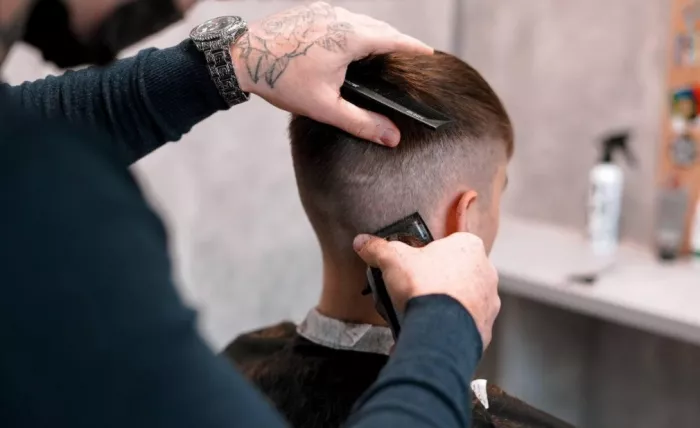 Барбершоп "Barber Clan" на Карякина