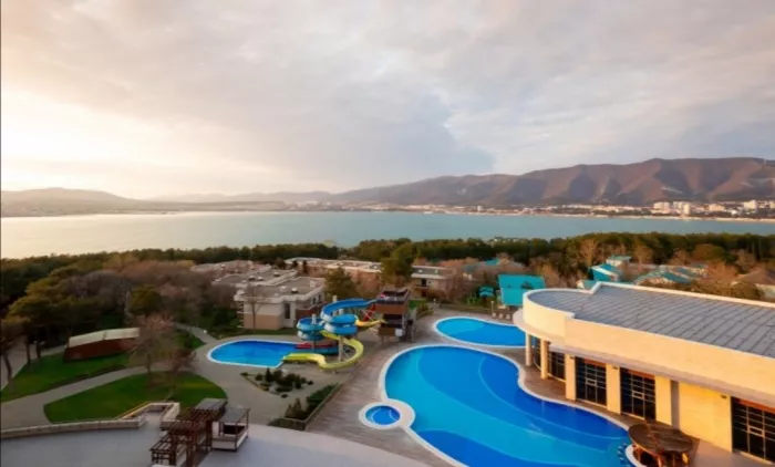 Отель "METROPOL GRAND HOTEL"