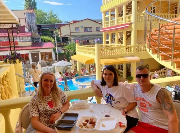 Гостиница "Акрополь" в Дивноморском