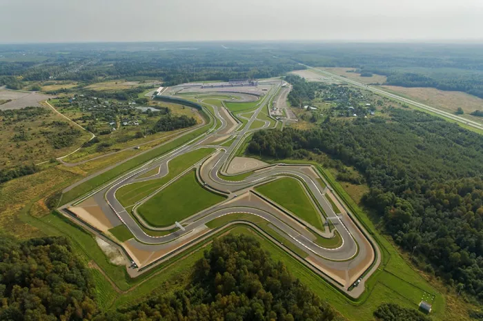 Гоночная трасса "Moscow Raceway".