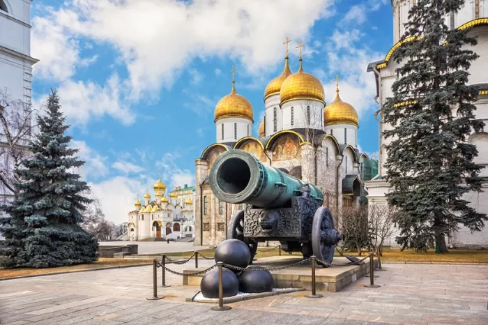 Обзорная экскурсия по Москве