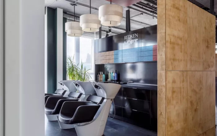 Салон красоты "Redken loft"