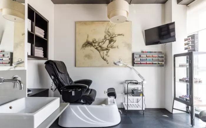 Салон красоты "Redken loft"