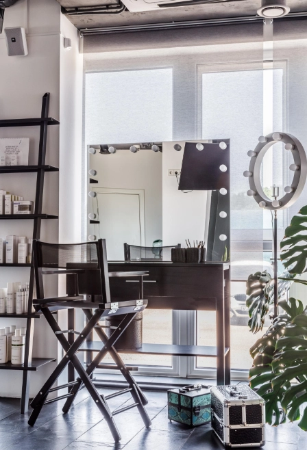 Салон красоты "Redken loft"