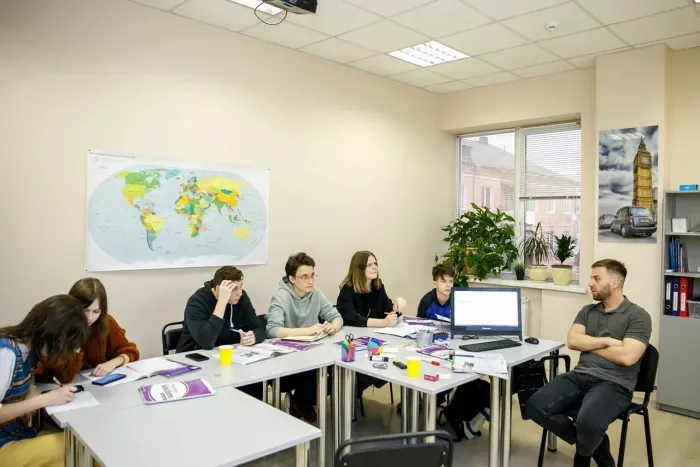 Школа английского языка "Pilot language school"