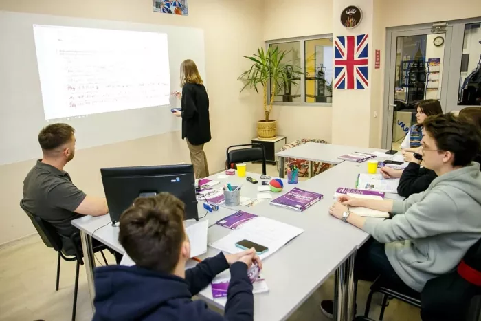Школа английского языка "Pilot language school"