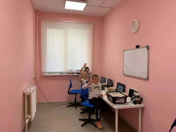 Клуб робототехнки «Кибертрон»