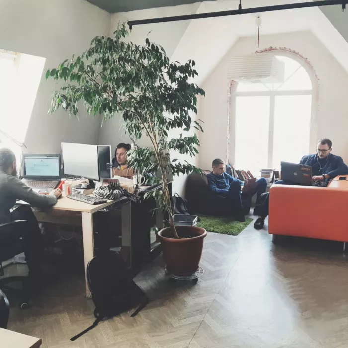 Коворкинг-центр "Co-Place"