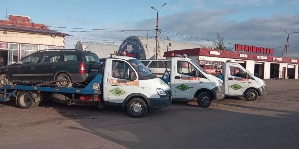"ЭВАКУАТОРНАЯ АРТЕЛЬ"- Круглосуточная служба эвакуации.
