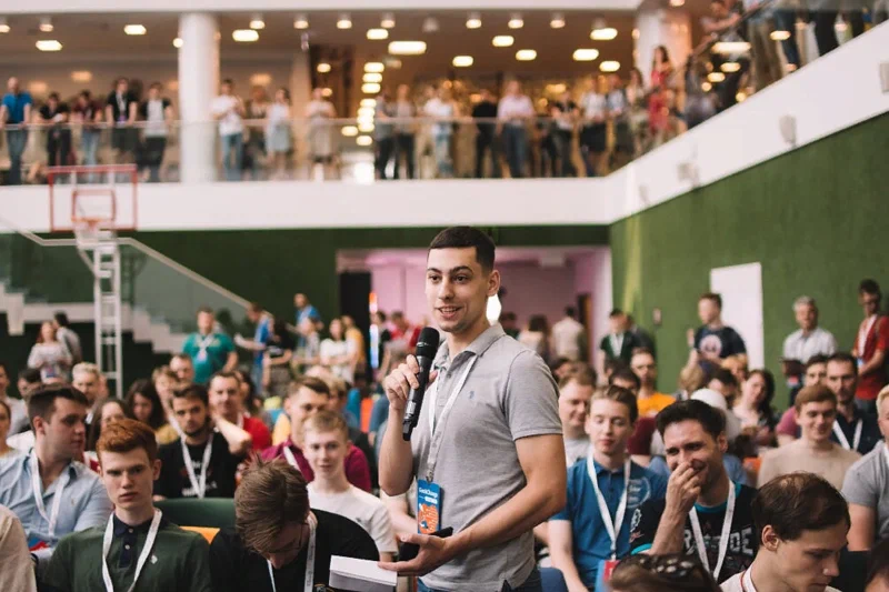 Школа програмирования "GeekBrains".