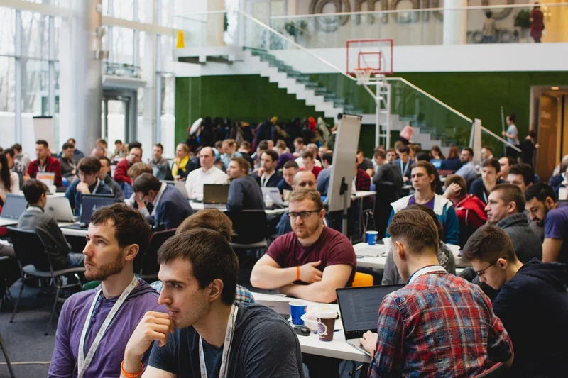 Школа програмирования "GeekBrains".