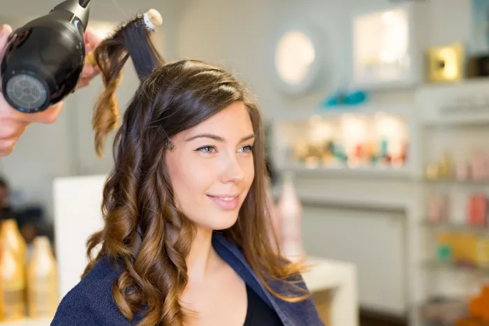 Салон красоты "Queen sac tasarım & beauty saloon"