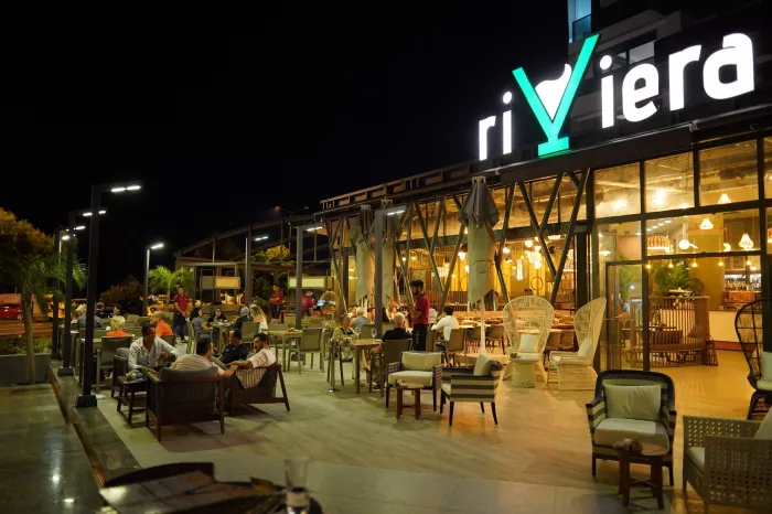 Бистро "Riviera Bistro"