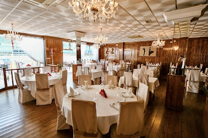 Ресторан  "Restaurante Rendezvous"