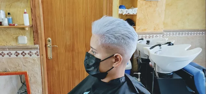Барбершоп "Peluqueria Barberia Mendiola"