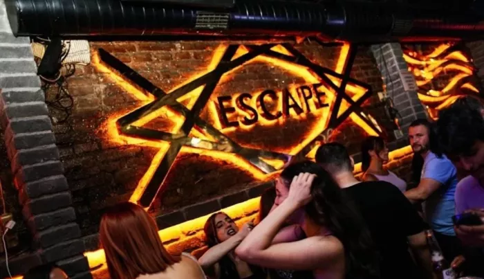 Ночной клуб "Escape Club İstanbul"