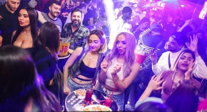 Ночной клуб "Escape Club İstanbul"