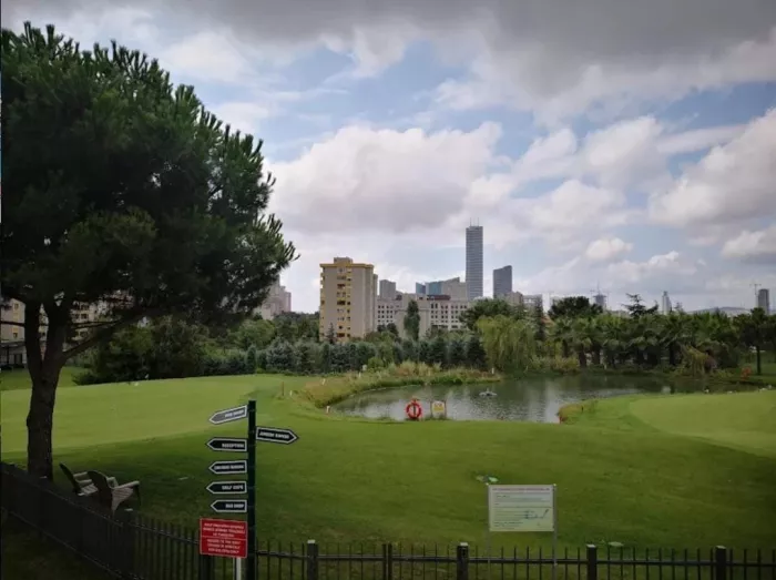 Гольф клуб "Atasehir Golf Club"