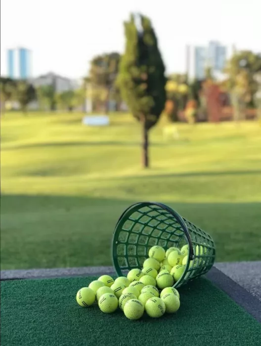 Гольф клуб "Atasehir Golf Club"