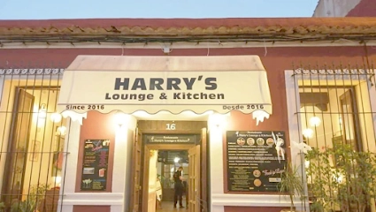 Ресторан "Harry's Lounge & Kitchen"
