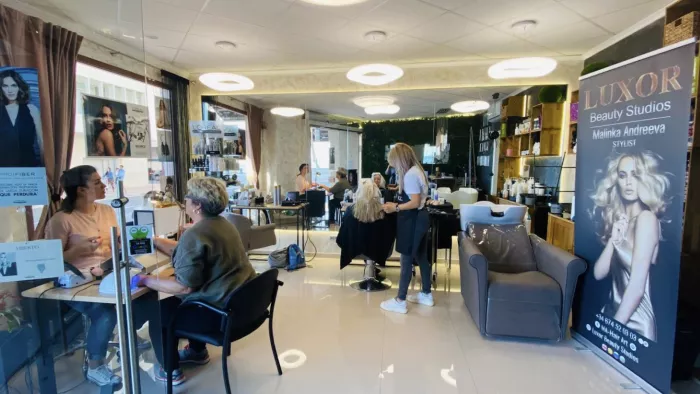 Салон красоты "Luxor Beauty Studios-MA Hair Art"