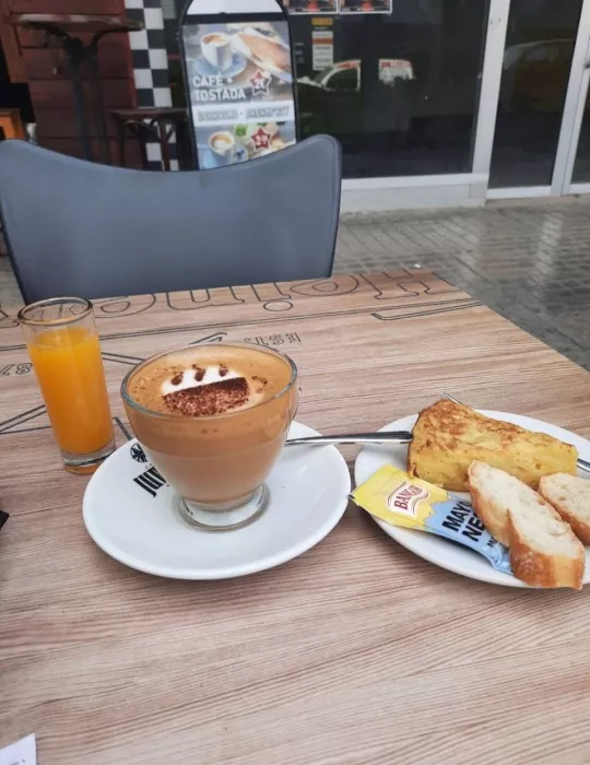 Бар  "Café Bar El Paso"