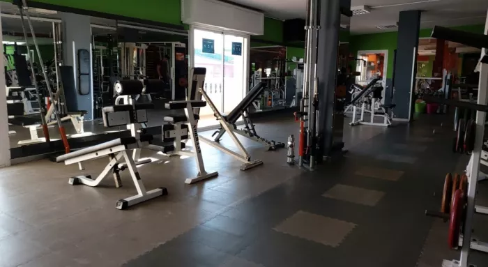 Фитнес зал "IBERGYM"