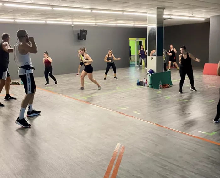 Спорт зал "ViveFit"