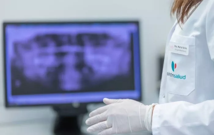 Стомотология "Unidad Dental y Maxilofacial - Clínica Marta Vallés"