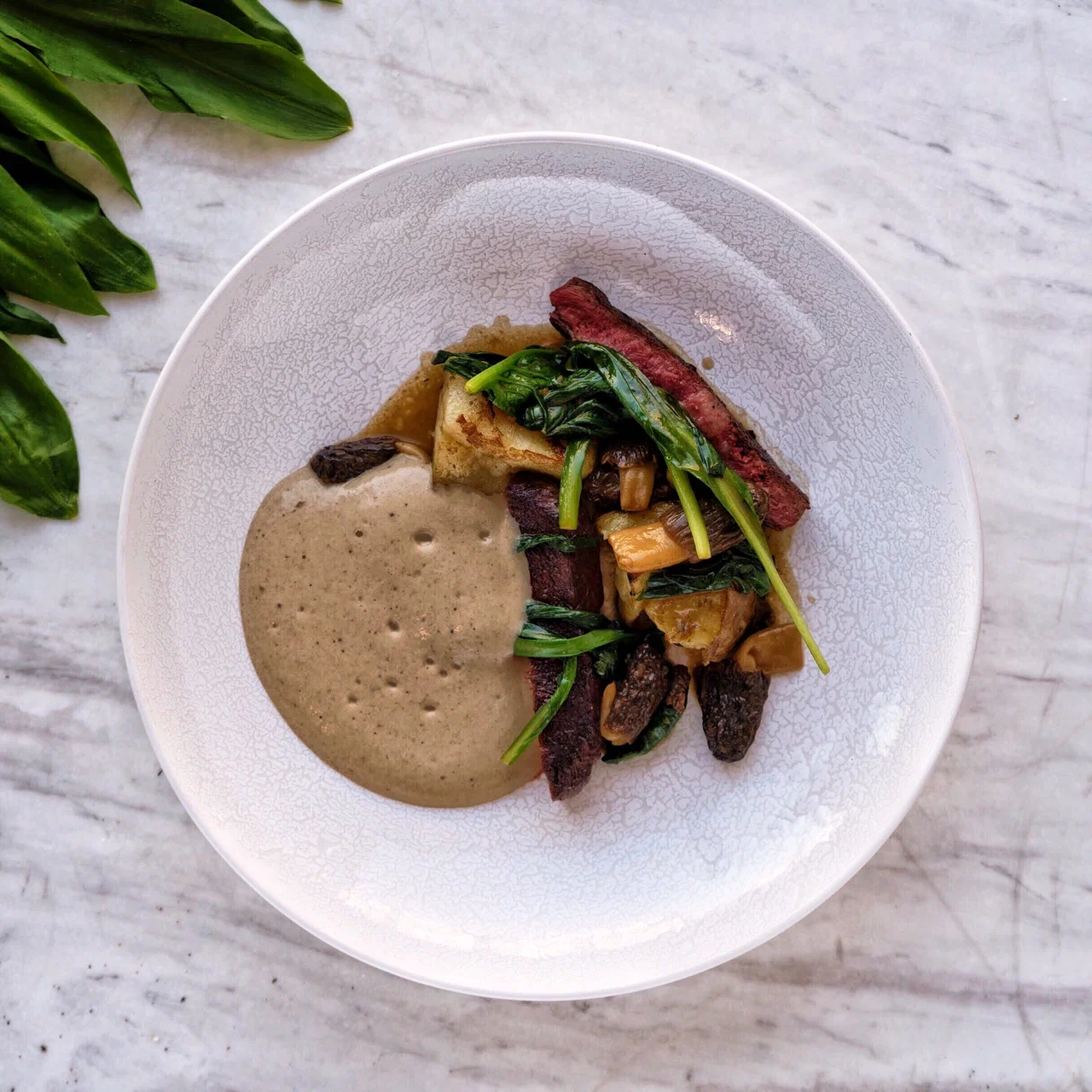 Ресторан  "Mushrooms". 