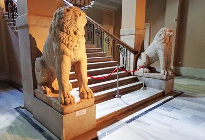 Археологический музей Стамбула (İstanbul Arkeoloji Müzesi)