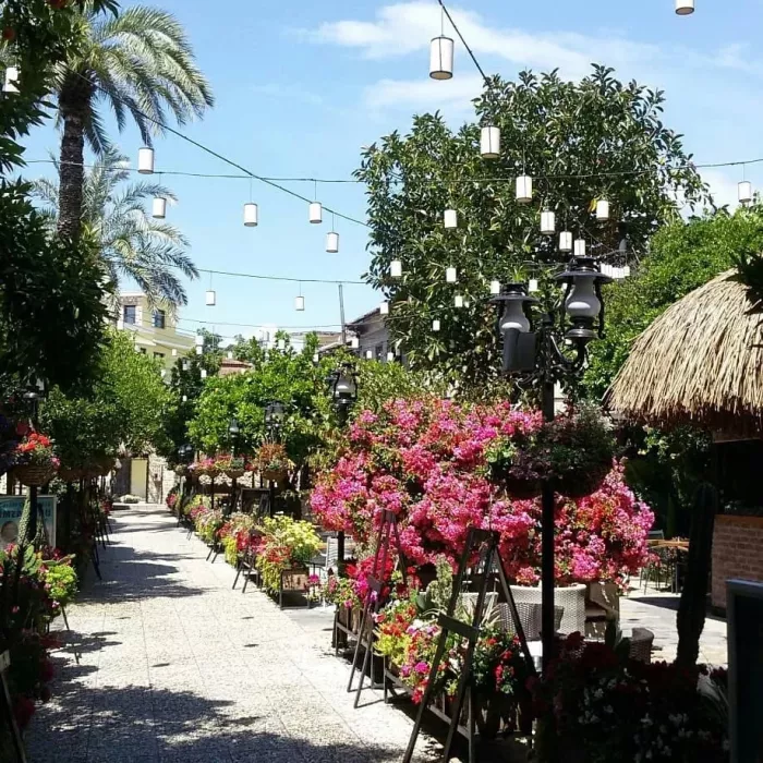Кафе "Luna Garden"
