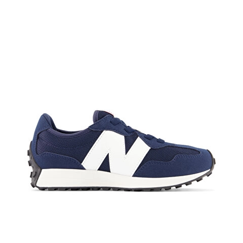  Магазин "New Balance"