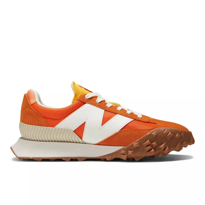  Магазин "New Balance"