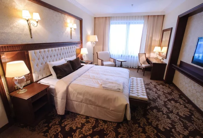 Президент-Отель 5*