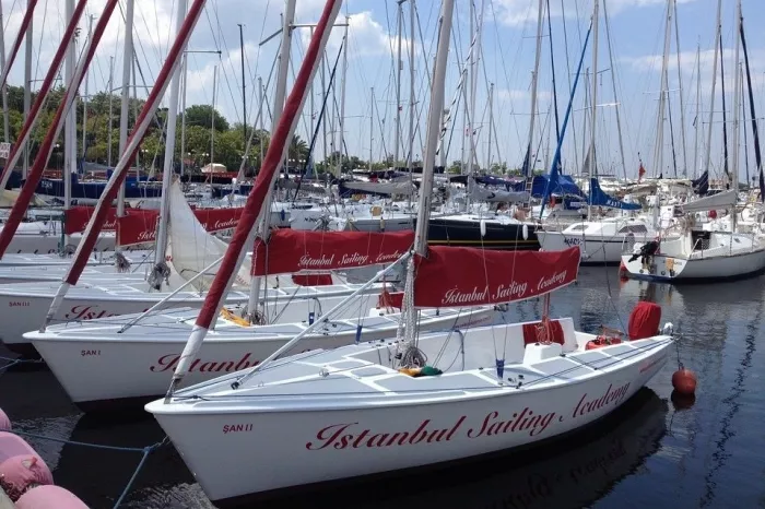  Академия яхтинга "Istanbul Sailing Academy"