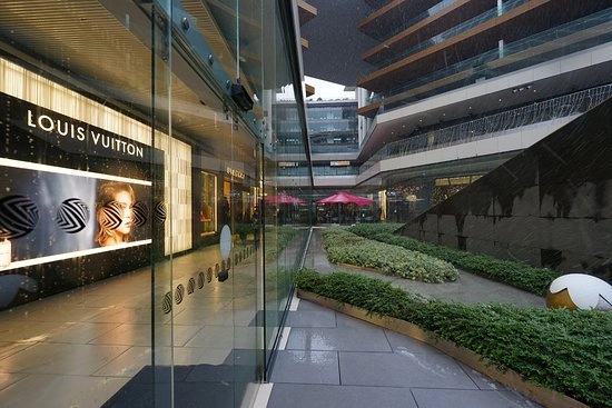 Торговый центр  "Zorlu Center"