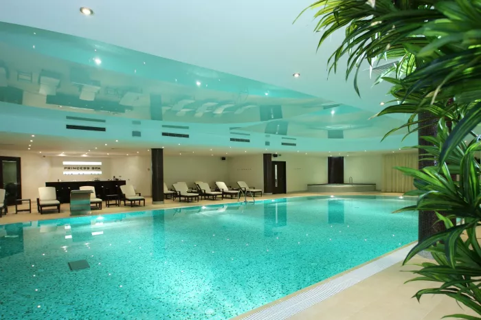 Отель "Crowne Plaza" 4*