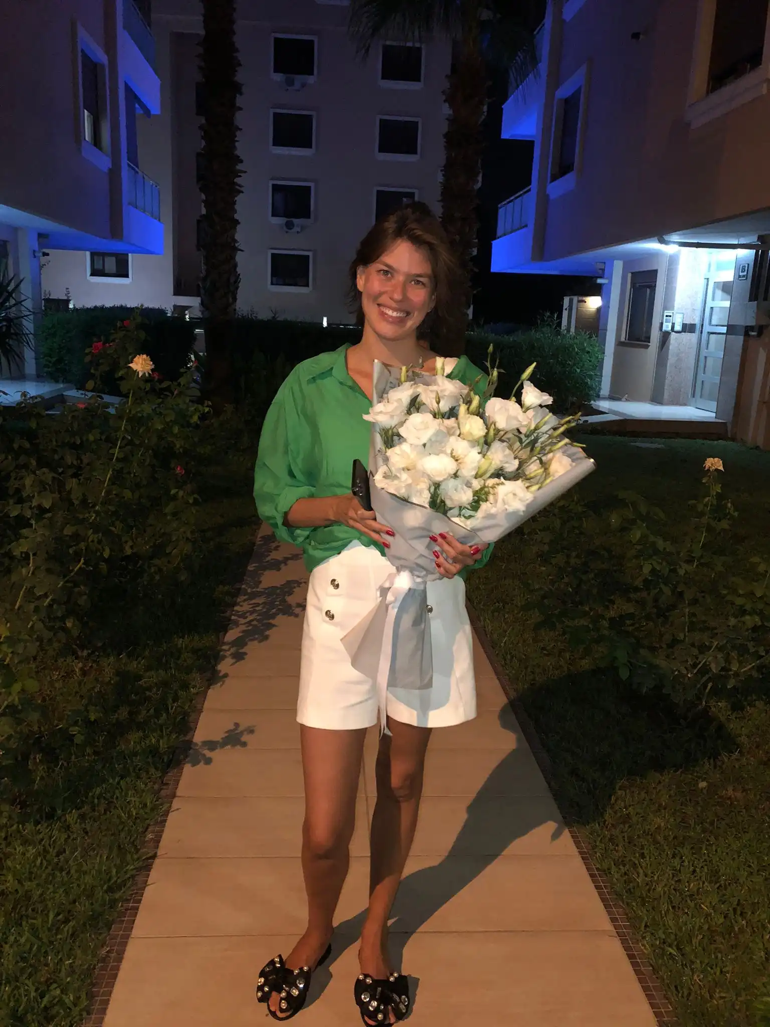 Доставка цветов "VENUS FLOWER ANTALYA".