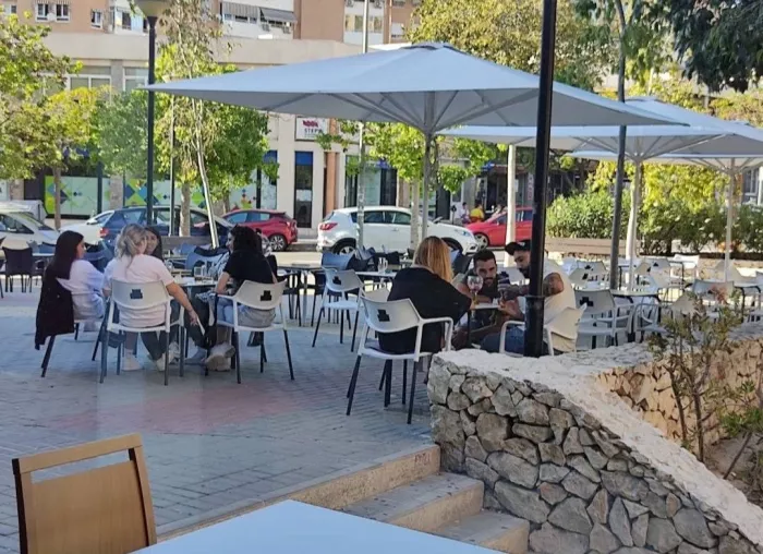 Бар "Bar Cafetería Cherry"