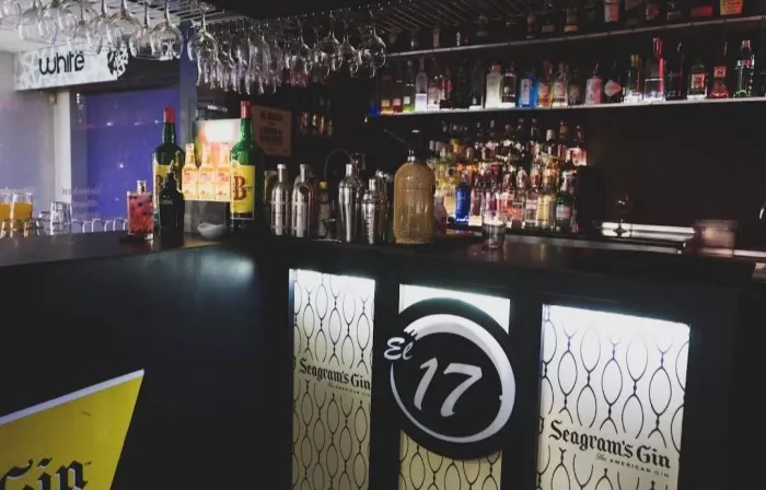Бар "El 17 de Castaños"